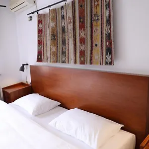 Hoja Apartment Tirana